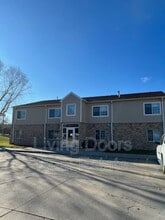 603 S Washington St in Bloomfield, NE - Building Photo - Building Photo