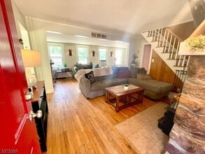 122 Lakewood Dr in Denville, NJ - Building Photo - Building Photo