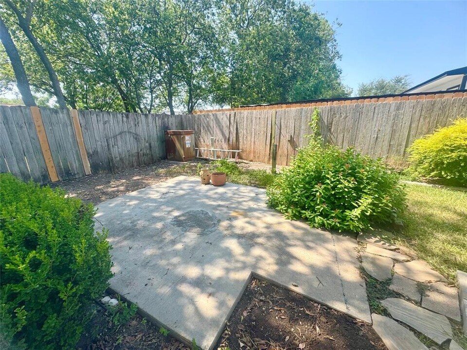 9602 Chukar Cir in Austin, TX - Building Photo