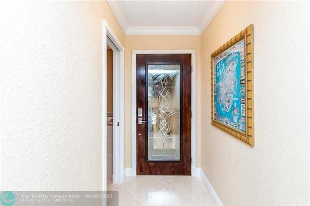 property at 270 Captains Walk