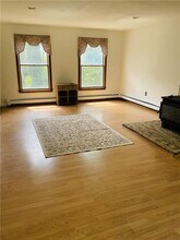 25 Crest Ave in Narragansett, RI - Building Photo - Building Photo