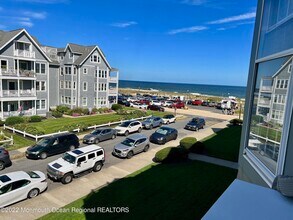 4 Ocean Ave N in Ocean Grove, NJ - Building Photo - Building Photo