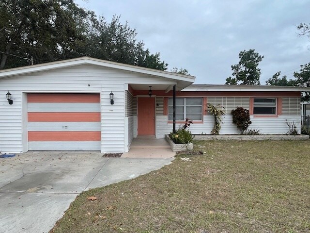 5437 Jaguar Ln in Holiday, FL - Building Photo