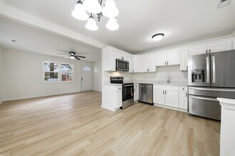 3021 Menands Dr in Chesapeake, VA - Building Photo - Building Photo