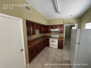 2111 W Clifton St in Tampa, FL - Building Photo - Building Photo