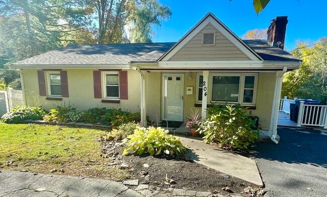 property at 204 Hartford St