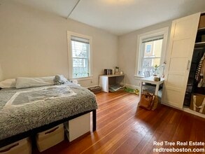 5 Riverside Pl, Unit 1 in Cambridge, MA - Building Photo - Building Photo