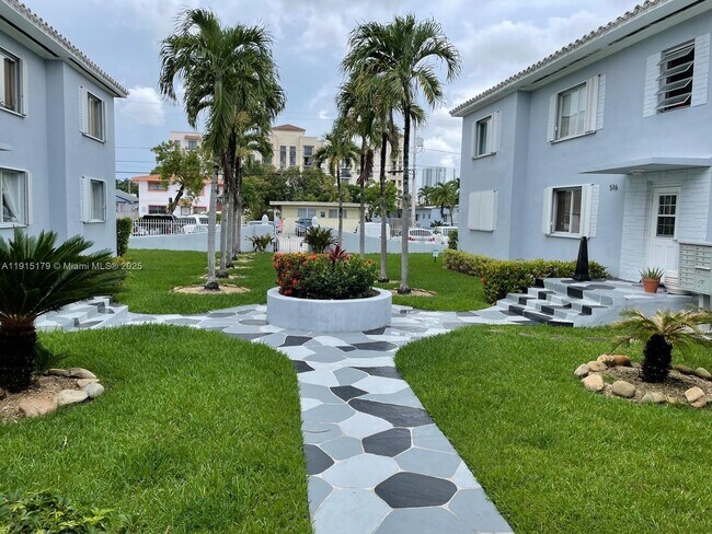 520 SW 10th St in Miami, FL - Building Photo - Building Photo