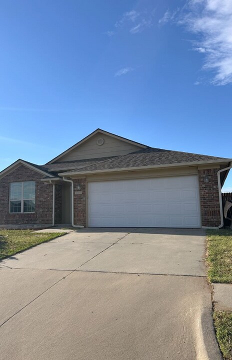 3147 SW 103rd St in Oklahoma City, OK - Building Photo
