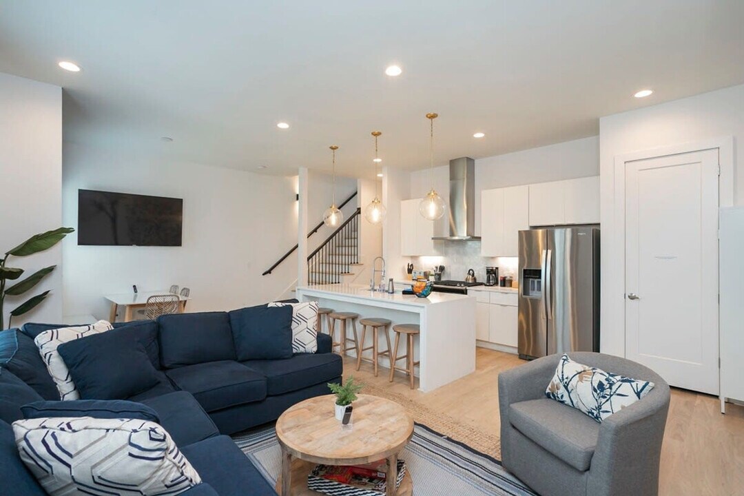 1035 Scovel St in Nashville, TN - Building Photo