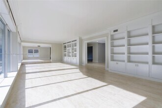 413 Santurce Ave in Coral Gables, FL - Building Photo - Building Photo