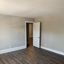 2506 E 10th St in Greenville, NC - Foto de edificio - Building Photo