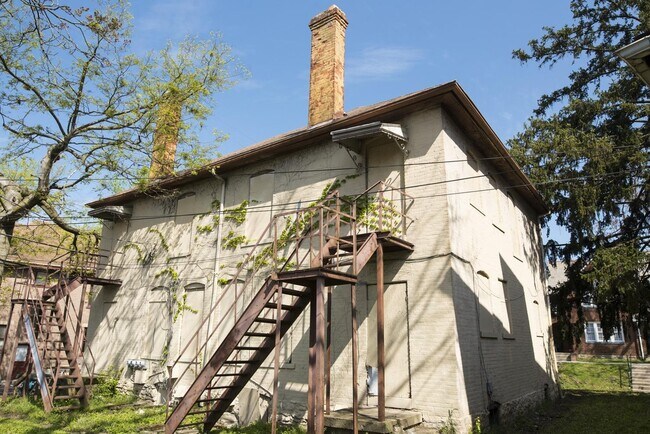25 W Patterson Ave in Columbus, OH - Foto de edificio - Building Photo