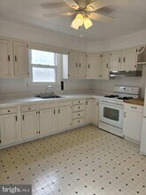 1008 Fairview Ave in Wilmington, DE - Building Photo - Building Photo