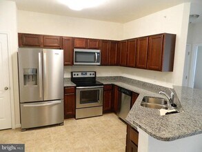 23540 FDR Blvd-Unit -405 in California, MD - Building Photo - Building Photo