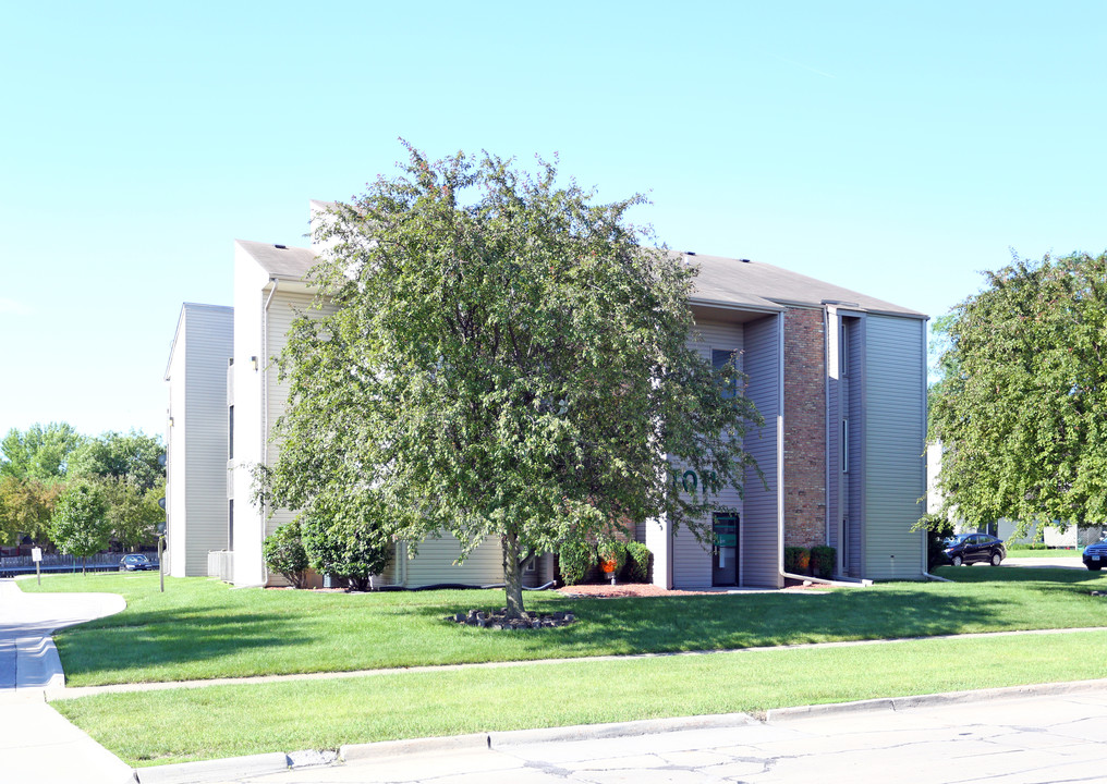 Maple Apartments in Ankeny, IA - Building Photo