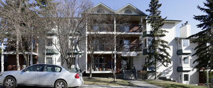 40 38a Ave SW in Calgary, AB - Building Photo - Building Photo