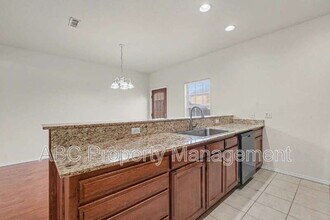 3006 SW Deerfield Blvd in Bentonville, AR - Building Photo - Building Photo