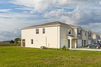 2206 Tay Wes Dr in St. Cloud, FL - Building Photo - Building Photo
