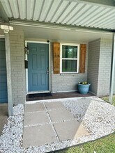 1126 E Dartmouth Ln in Deer Park, TX - Building Photo - Building Photo