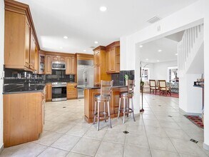 5343 NW 111th Ct in Doral, FL - Building Photo - Building Photo
