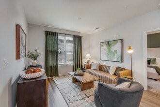 Perimeter Pointe in Charlotte, NC - Foto de edificio - Interior Photo