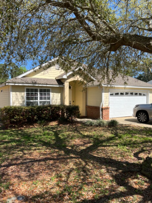 8392 Ivy Brook Ln in Tallahassee, FL - Building Photo - Building Photo