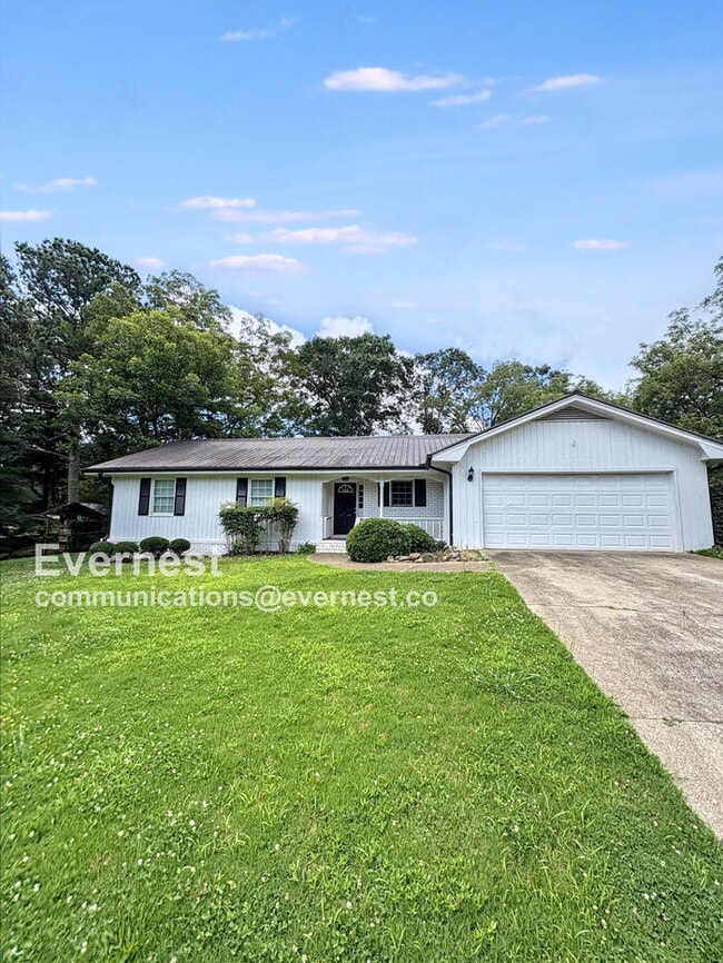 property at 549 Greenview Ave SE