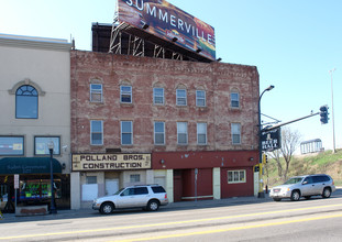 201 E Lake St in Minneapolis, MN - Building Photo - Building Photo