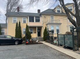 314 Nahatan St, Unit Great hotel Alternative in Norwood, MA - Building Photo