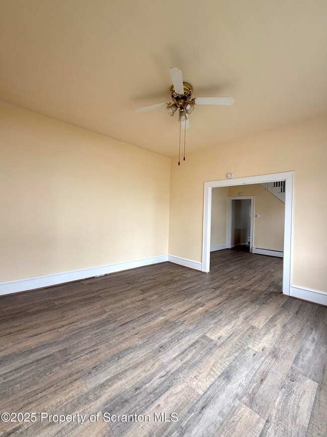 44 Cleveland St in Wilkes-Barre, PA - Building Photo - Building Photo