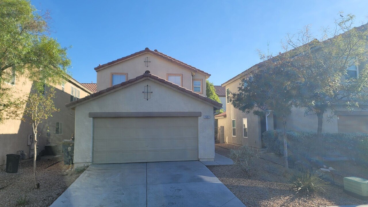 9507 Brewing Cloud Ave in Las Vegas, NV - Building Photo