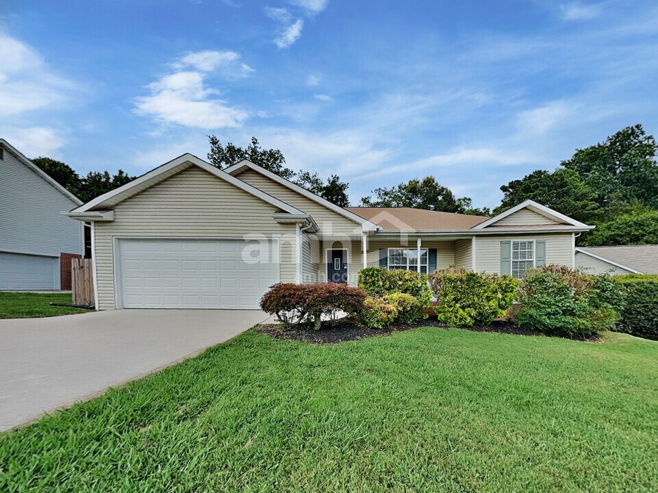 7708 Cody Ln in Knoxville, TN - Building Photo