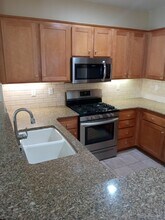 36324 Grazia Way in Winchester, CA - Building Photo - Building Photo