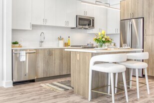 Westmont Apartments in Arlington, VA - Building Photo