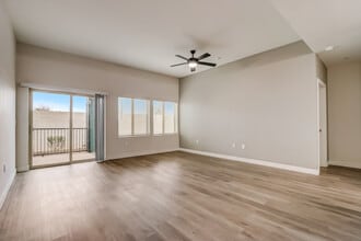 Landmark on 67th Ave in Peoria, AZ - Building Photo - Building Photo