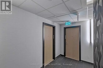 10 Rouge Valley Dr W in Markham, ON - Building Photo - Building Photo