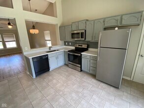 11229 Spring Blossom Ln in Fishers, IN - Building Photo - Building Photo