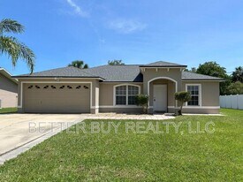 21 Palermo Ln in Palm Coast, FL - Building Photo