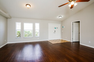 3729 SW 1st Pl in Cape Coral, FL - Building Photo - Building Photo