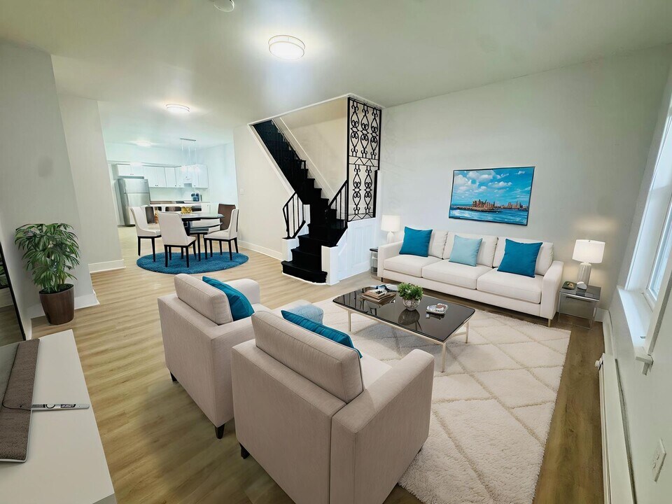 5222 Heston St in Philadelphia, PA - Building Photo