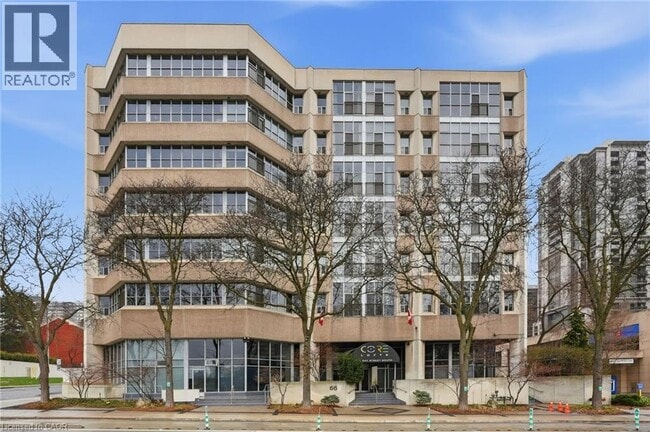 property at 66 Bay St S