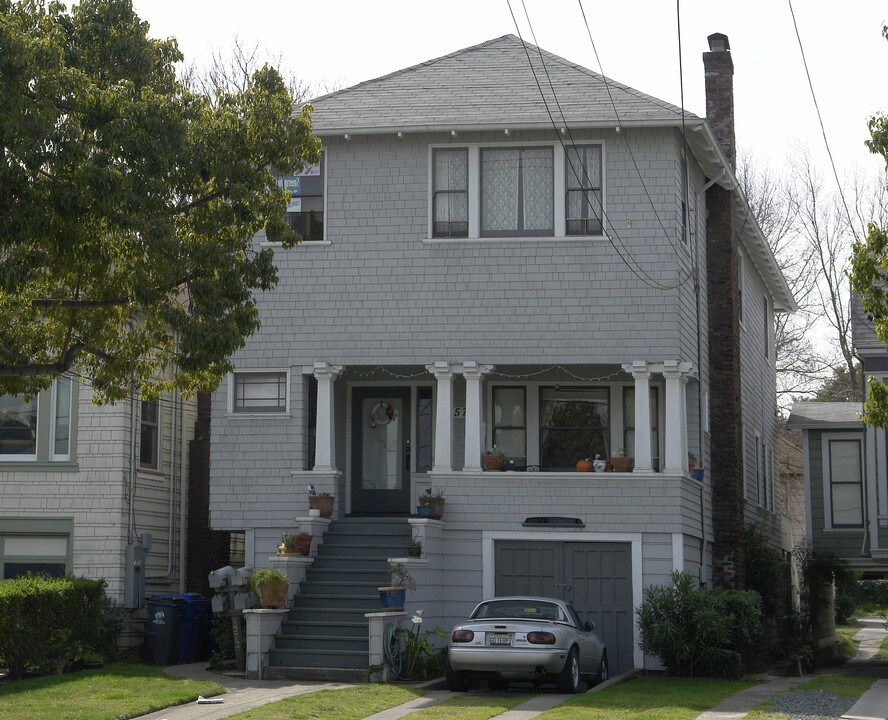 1572 Lincoln Ave in Alameda, CA - Foto de edificio