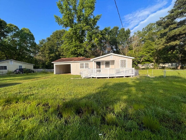 property at 1213 Deeb St