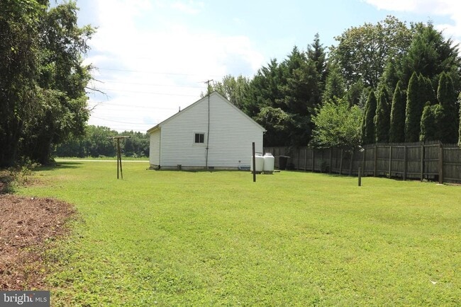 392 Lafferty Ln in Dover, DE - Building Photo - Building Photo