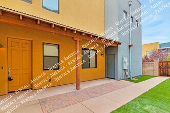 402 E Croydon Park Rd in Tucson, AZ - Foto de edificio - Building Photo