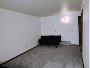 1546 S Cushman St in Fairbanks, AK - Building Photo - Building Photo