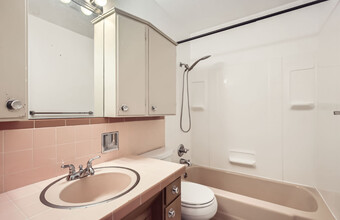 2343 W 11th Street Rd in Greeley, CO - Building Photo - Building Photo