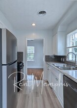 625 E Pkwy S in Memphis, TN - Building Photo - Building Photo