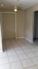 1217 S N St-Unit -APT 1 in Lake Worth, FL - Building Photo - Building Photo